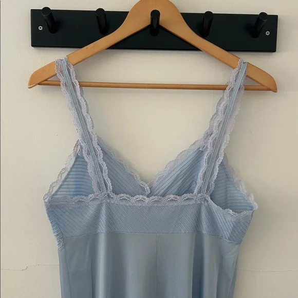 Vintage Lorraine nightie set - Picture 4 of 10